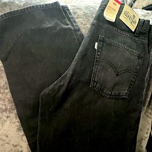 Levi's Boys size 20 30x32 $10.00 BLK Relaxed Jeans
$10 NWT